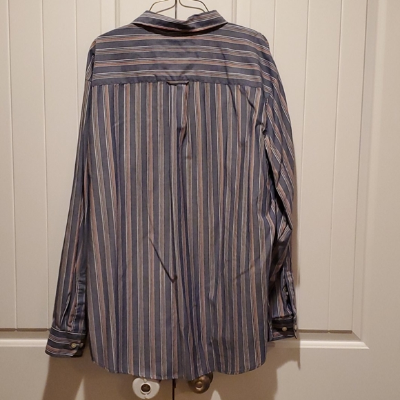 Men's button up shirt - Picture 2 of 2